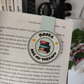 Marcapáginas magnético "books are my therapy"